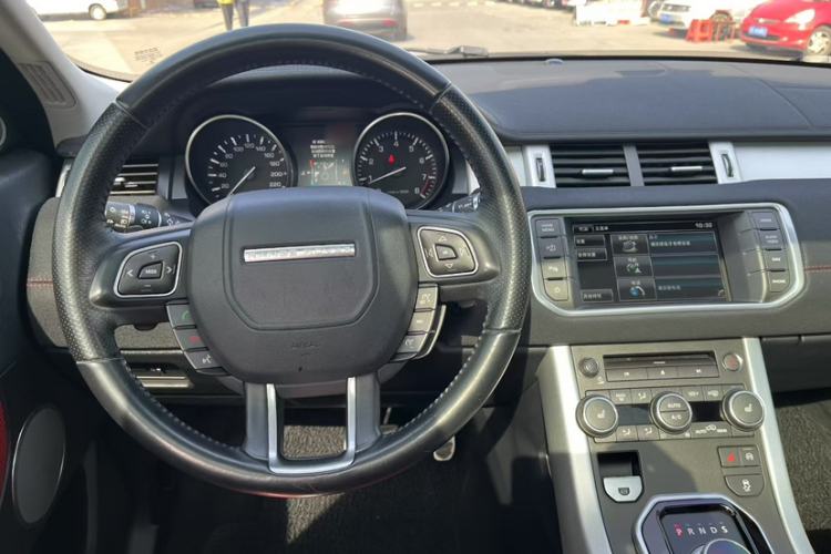 Used Land Rover Range Evoque 2014 2.0T 5-Door Ignite Edition Interior 2