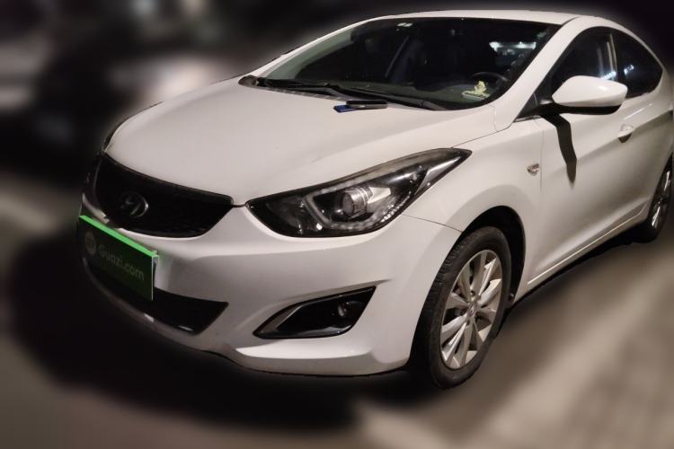 Used Hyundai Elantra (5th Generation / Langdong) 2016 1.6L Automatic Smart Version
