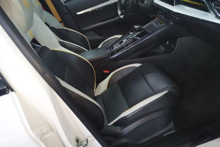 Used MG 5 Scorpio 2022 1.5T Trophy Sport Luxurious Edition