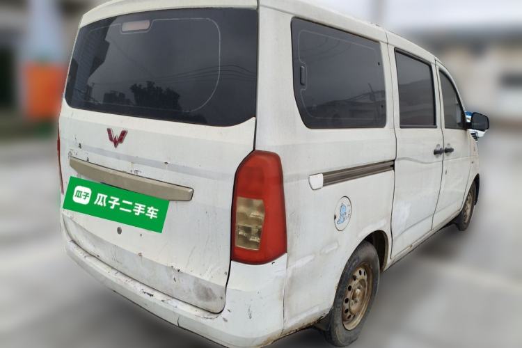 Used Wuling Rongguang V 2016 1.5L Practical Version Non-Power-Assisted Rear Right 45 Deg