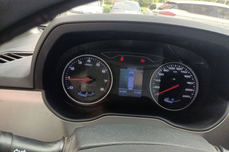 Used JAC Refine M4 2019 Business & Travel Series 2.0L Manual Speed Edition China VI Standard