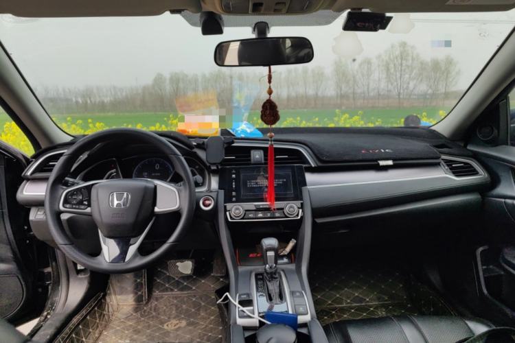 Used Honda Civic 2016 220TURBO CVT Luxury Edition
