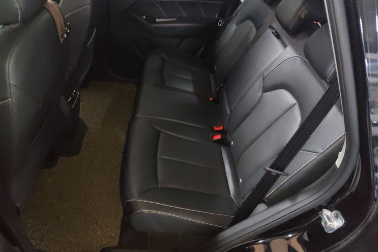 Used Roewe RX5 2016 20T Two-Wheel Drive Automatic Flagship Edition
