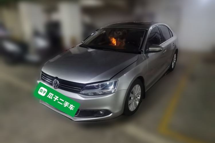 Used Volkswagen Sagitar 2014 1.6L Manual Comfort Model