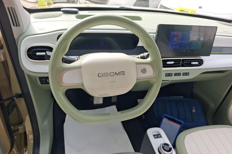 Used Geely Galaxy Panda 2025 210km Panda Rider Steering Wheel