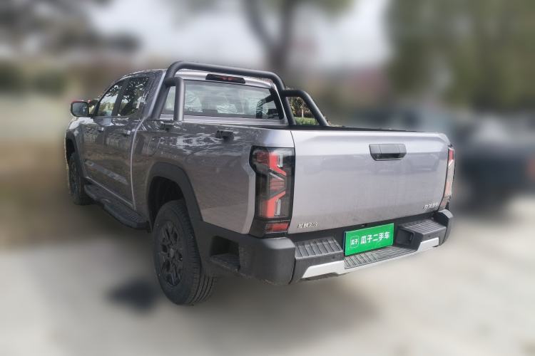 Used RELY Venucia R08 2025 Model 2.3T 6MT 2WD Diesel Long Box Exclusive Edition Rear Left 45 Deg