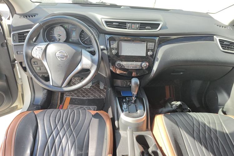Used Nissan Qashqai 2017 2.0L CVT Smart Enjoyment Version China V Standard Center Console
