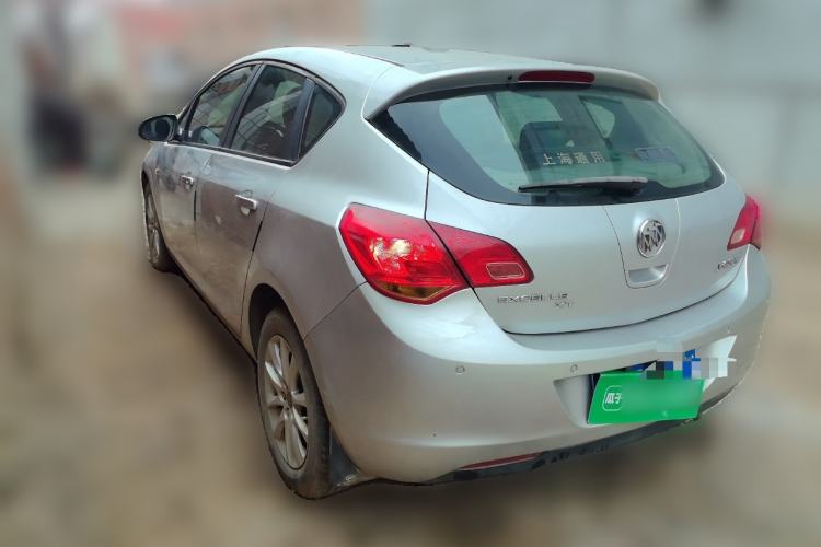 Used Buick GT 2010 XT 1.6L Manual Entry-Level Model
