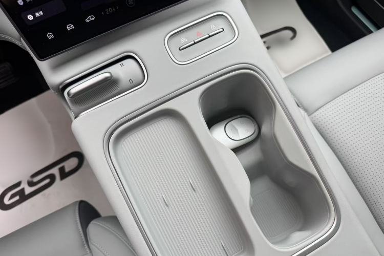 Used Nio ES6 2024 75 kWh Interior 3