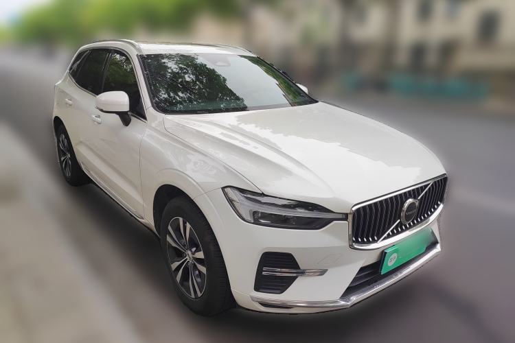 Used Volvo XC60 2024 B5 4x4 Smart Luxury Edition