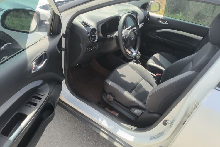 Used Kia kx1 Stonic 2021 1.4L CVT Fun Edition