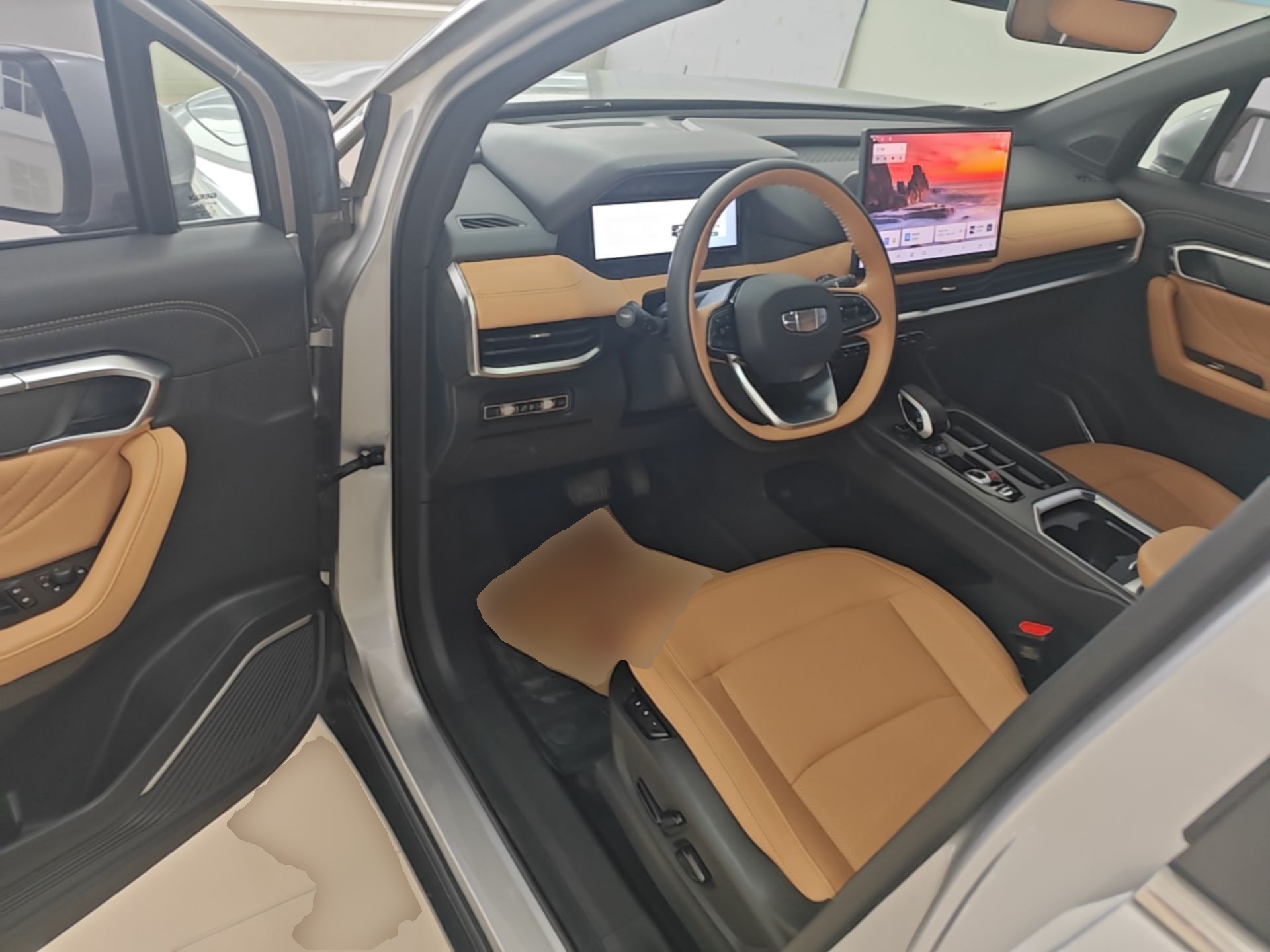 Geely Auto Haoyue L 2026 Model 2.0TD DCT Bliss — снимка 18