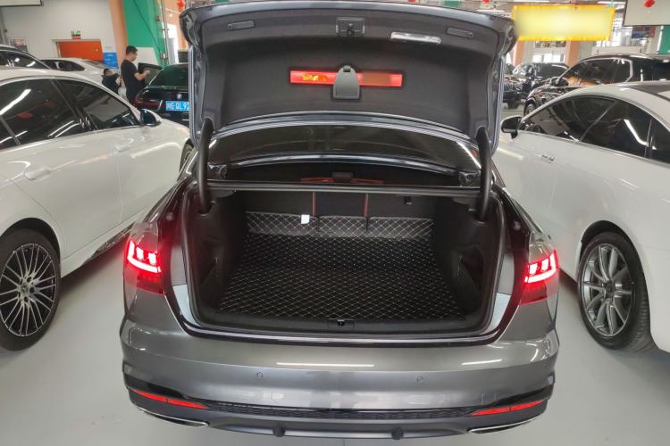 Used Audi A4L 2024 40 TFSI Luxury Dynamic Edition