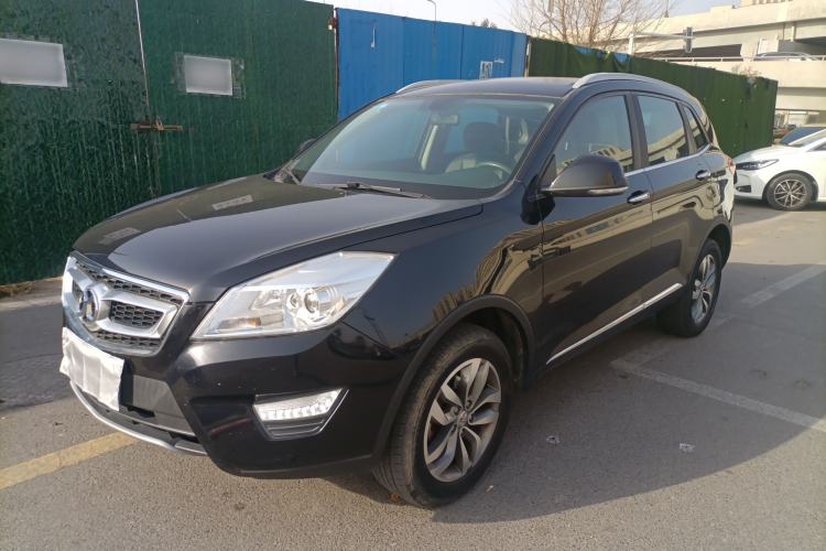 Used BAIC Senova X65 2015 2.0T Automatic Elite Model