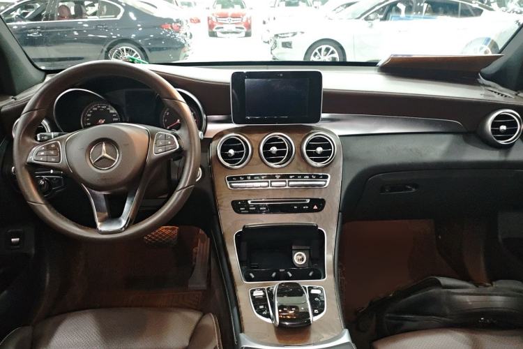 Used Mercedes-Benz GLC 2017 GLC 300 4MATIC Sport Edition