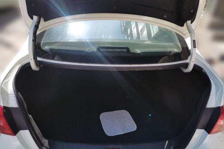 Used Nissan Sylphy 2022 Classic 1.6XE CVT Comfort Edition Trunk