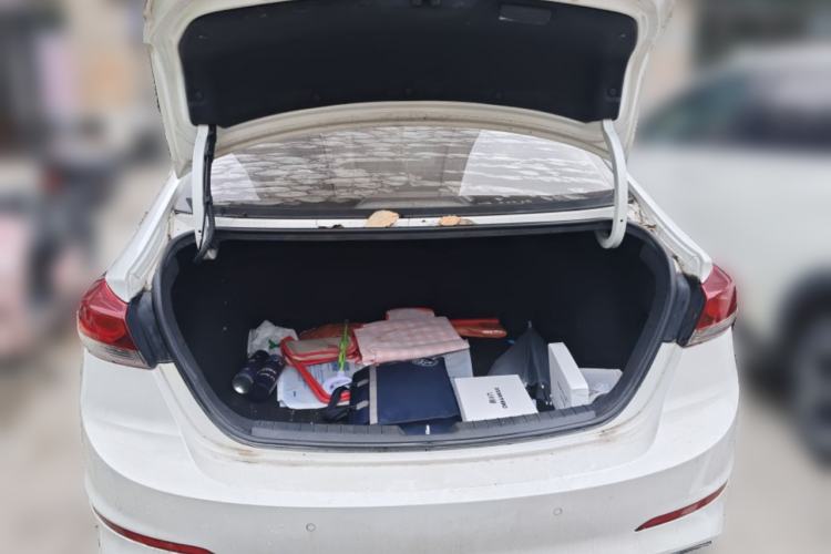 Used Hyundai Elantra (6th Generation / Lingdong) 2016 1.6L Automatic ZhiXuan – Elite Version Trunk