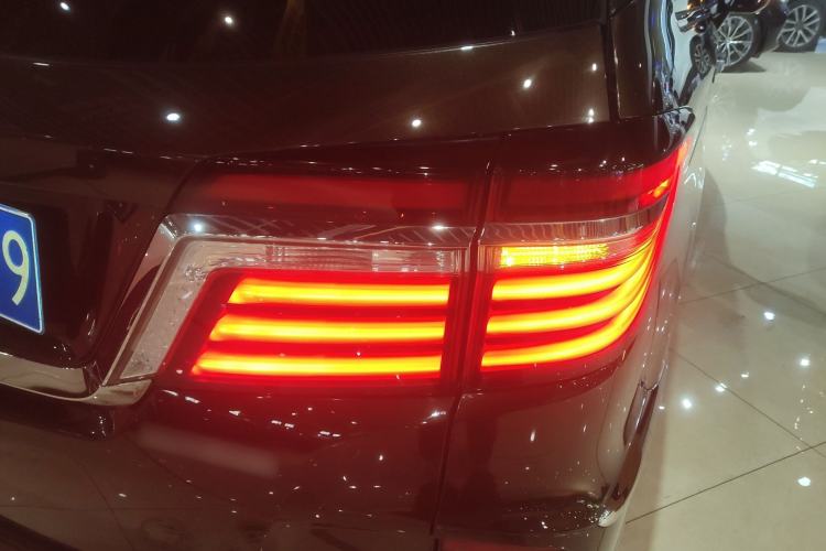 Used Honda Elysion 2016 2.4L Luxury Edition