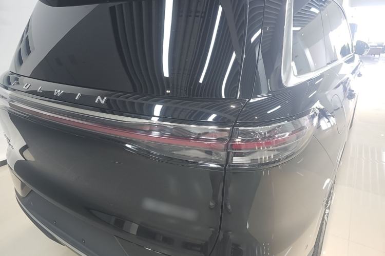 Used Chery T11 2026 Model 220 All-Wheel Drive Dual IMAX Theater Edition