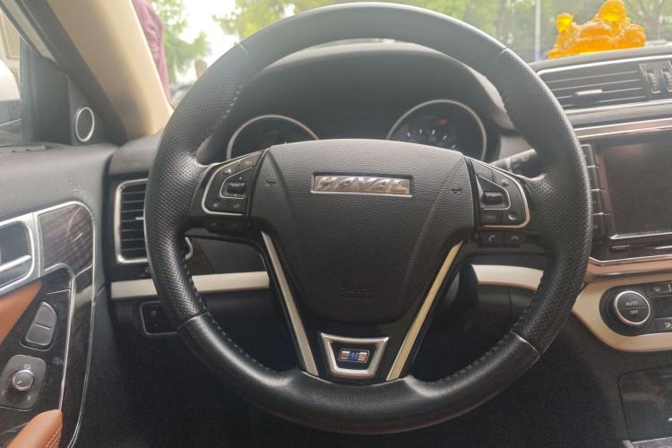 Used Haval H6 Coupe 2015 Blue-Label 2.0T Manual Two-Wheel Drive Prestige Model Steering Wheel