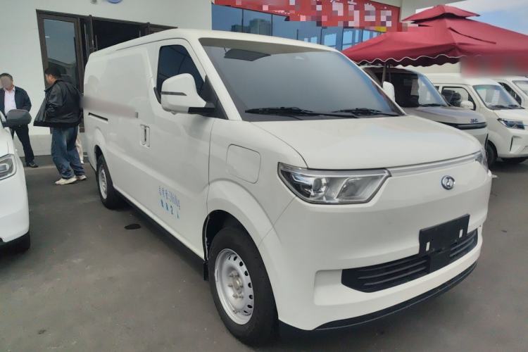 Used Ruichi EC75 2025 Intelligent Driving Ultra-Charging Version Pioneer II Type 50.1 kWh Exterior 1