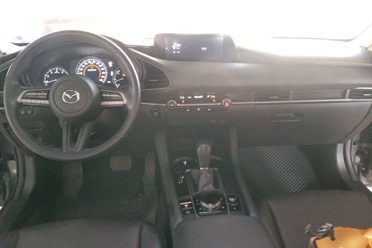 Used Mazda Mazda 3 Axela 2020 1.5L Automatic Luxury Version