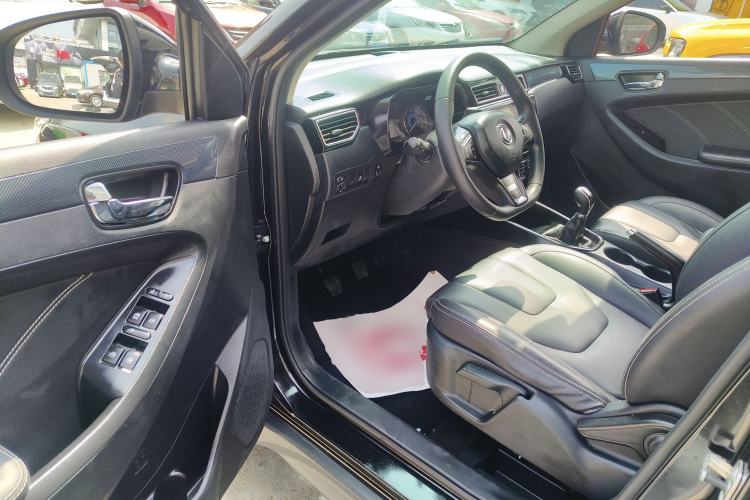 Used Dongfeng Fengon 580 2021 ☆ Star Edition 1.8L Manual Elite Version Driver Seat