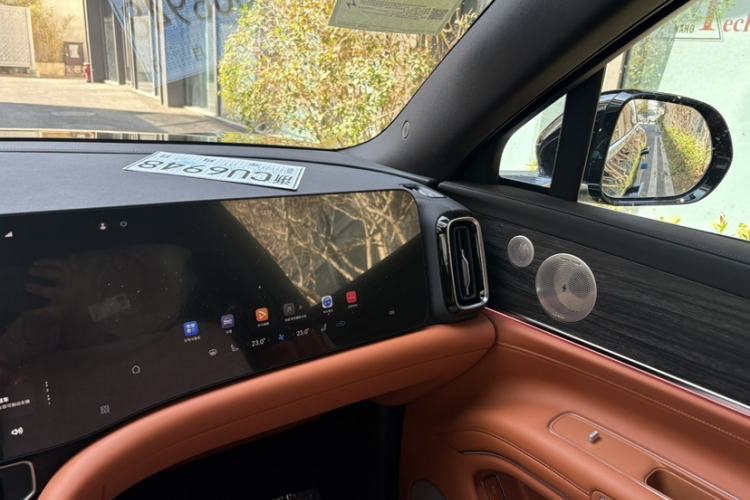 Used Hima AITO M9 2025 All-Electric Ultra Version 100 kWh 5-Seater Model
