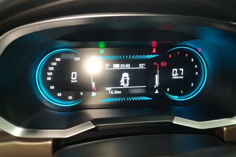 Used JETOUR X70 2024 1.5T DCT Glory PRO 5-Seater