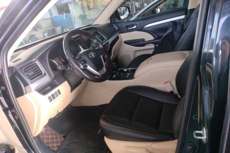 Used Toyota Highlander 2018 2.0T Four-Wheel Drive Elite Edition 7 Seats China VI Standard