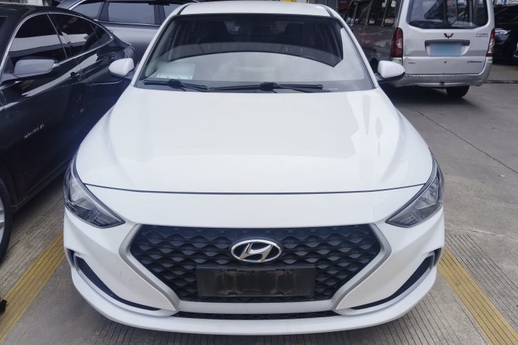 Used Hyundai Celesta 2020 1.6L Automatic GL Enjoyable Edition Front