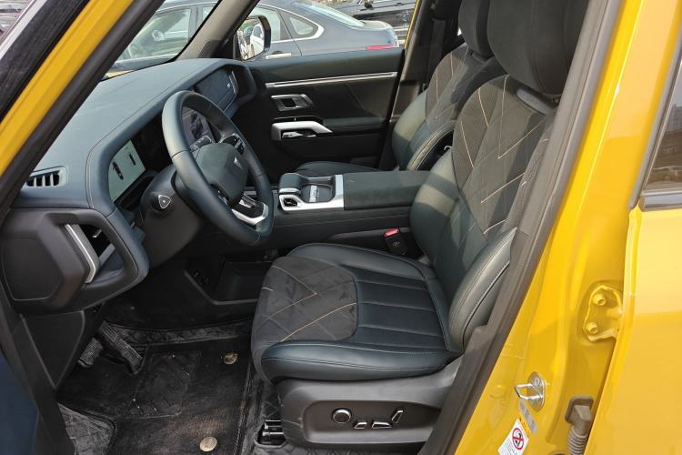 Used Deepal G318 2025 Worry-Free Cross-Country Edition Four-Wheel Drive Distant Mountains Version Left Front Seat