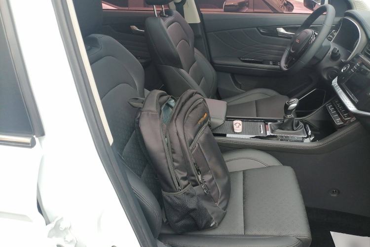 Used Sinotruk VGV U70 2020 1.5T Manual Elite Sunroof Version 7 Seats
