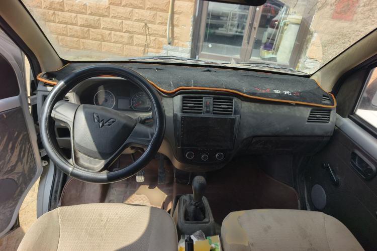 Used Wuling Rongguang S 2021 1.2L Base Model 7-Seater LSI
