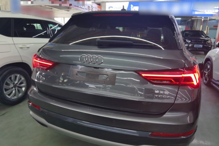 Used Audi Q3 2021 35 TFSI Fashionable and Elegant Model
