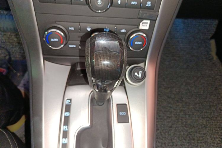 Used Chevrolet Captiva 2014 2.4L 4x4 Flagship Edition 7 Seats