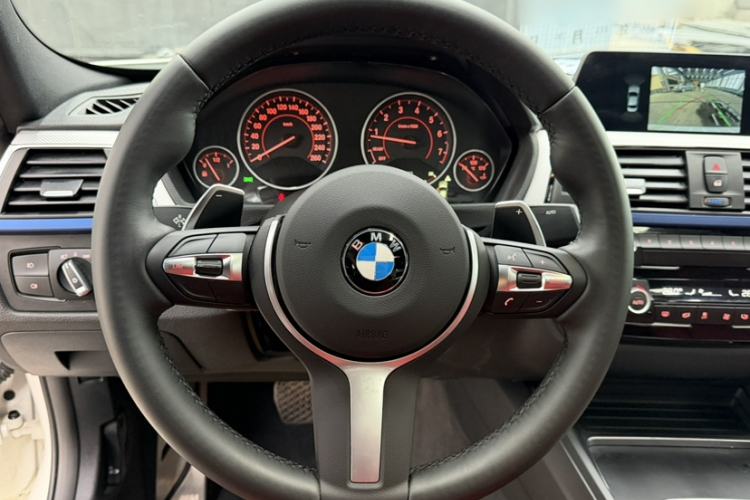 Used BMW 3 Series 2019 320i M Sport Package
