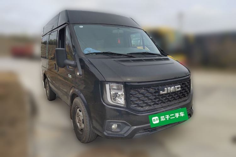 Used JMC Fushun 2023 2.0T Manual Short-Wheelbase Mid-Top Commercial Multi-Purpose 6-Seater Passenger Vehicle Front Right 45 Deg