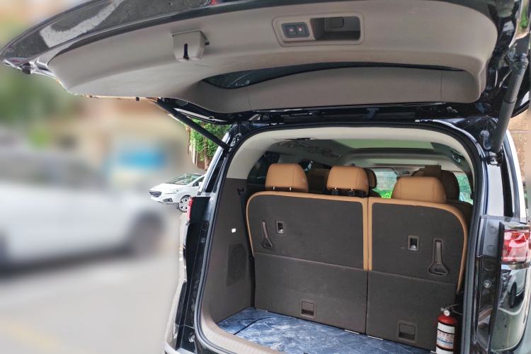 Used Denza D9 2022 DM-i 970 Four-Wheel Drive Flagship Model
