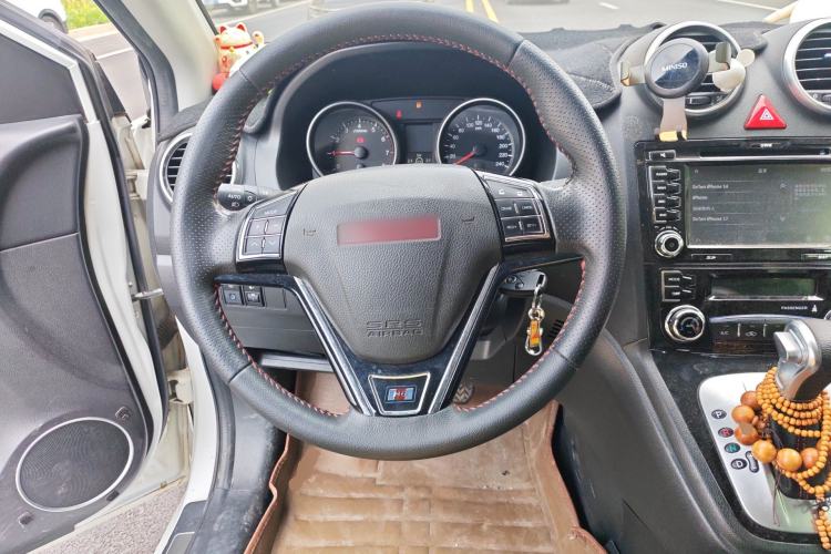 Used Haval H6 2013 Upgraded Model 2.4L Automatic Two-Wheel Drive Elite Version Steering Wheel