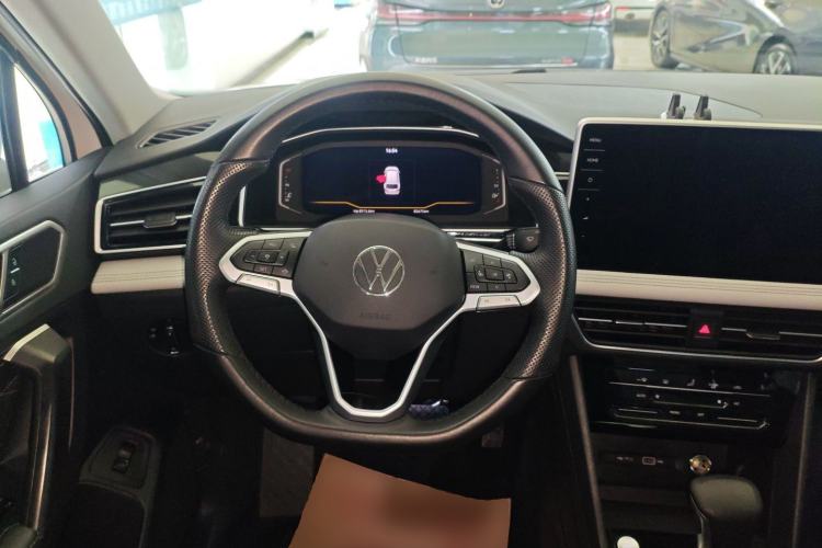 Used Volkswagen Tiguan L 2024 300TSI Automatic Two-Wheel Drive Smart Edition
