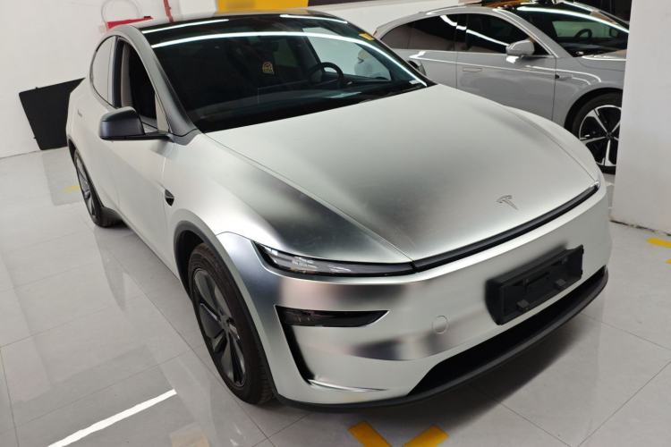 Used Tesla Model Y 2025 Long-Range All-Wheel Drive First Edition