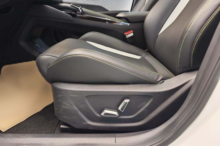 Used Geely Auto Coolray 2022 Bin Yue COOL 1.5TD DCT Ignite Edition