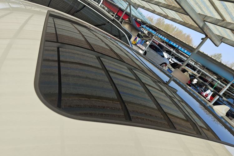 Used Honda Vezel 2020 1.5L CVT Elite Edition Roof