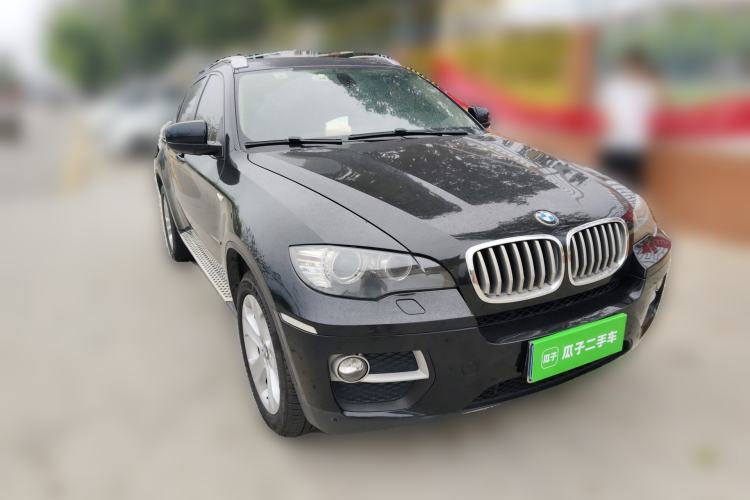 Used BMW X6 2012 xDrive35i Front Right 45 Deg