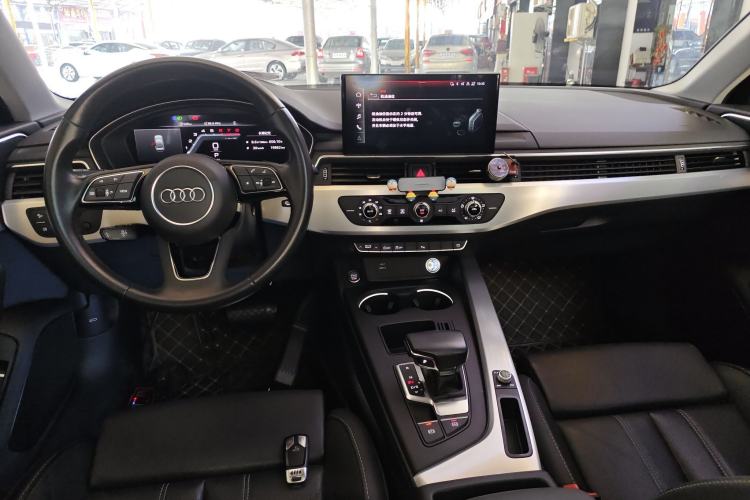 Used Audi A4L 2022 40 TFSI Fashion Dynamic Model
