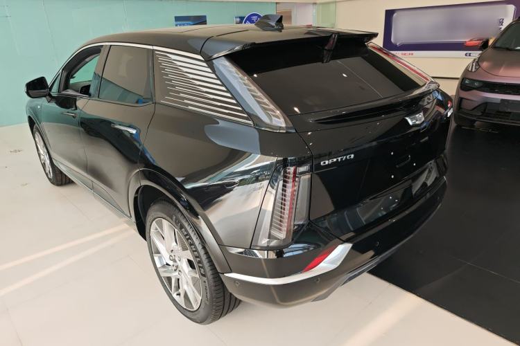 Used Cadillac OPTIQ 2024 Standard Range Version
