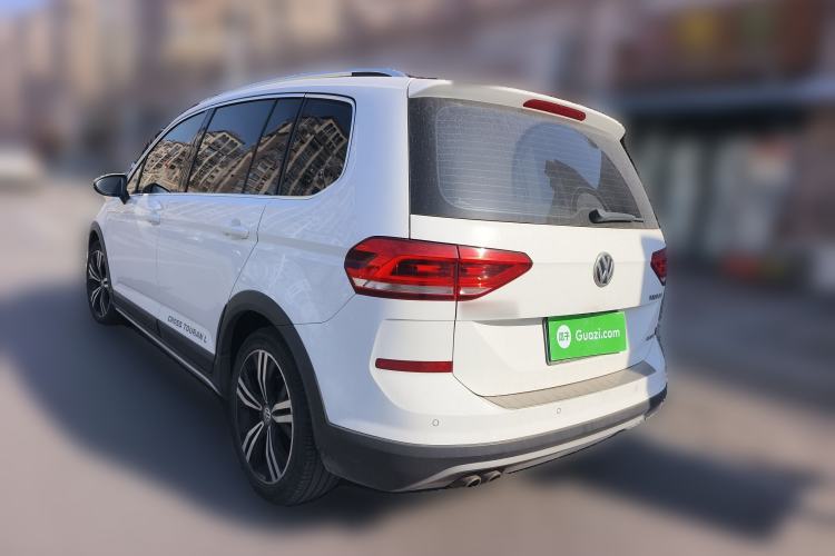 Used Volkswagen Touran 2018 Volkswagen Touran L 280TSI DSG Boundary Edition 7 Seats China V Emission Standard