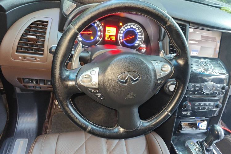 Used Infiniti FX 2011 FX35 Jinshang Overdrive Edition
