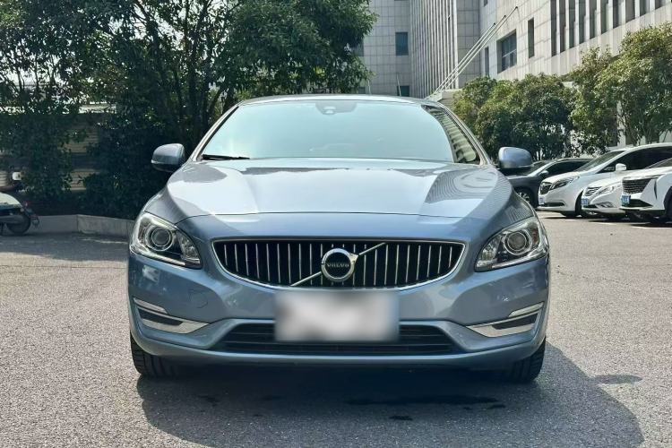 Used Volvo S60 2018 S60L T3 Smart Progress Edition
